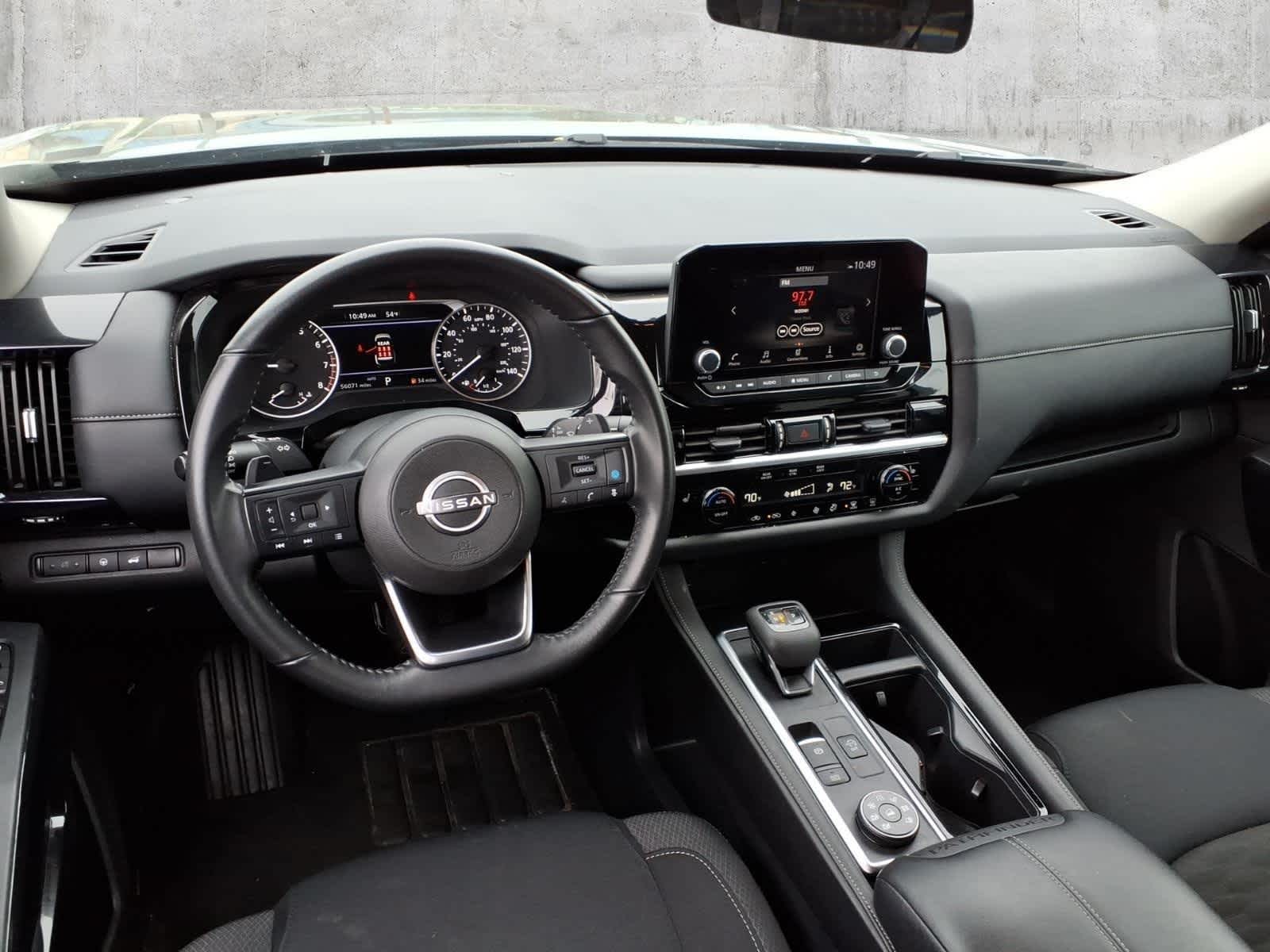 2025 Nissan Pathfinder — detail view